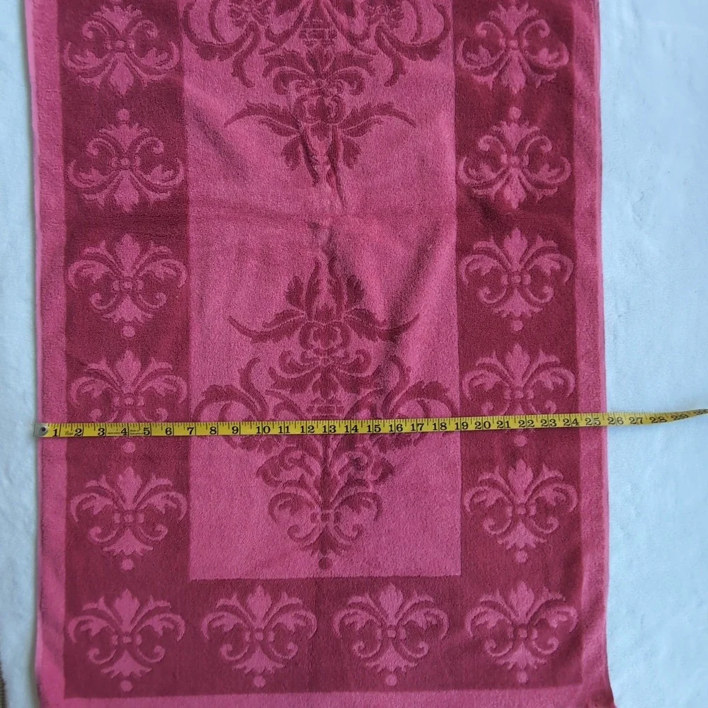 Vintage Fieldcrest Bath Towel Imperial Sculpted Pink Floral Fleur-de-lis Fringe